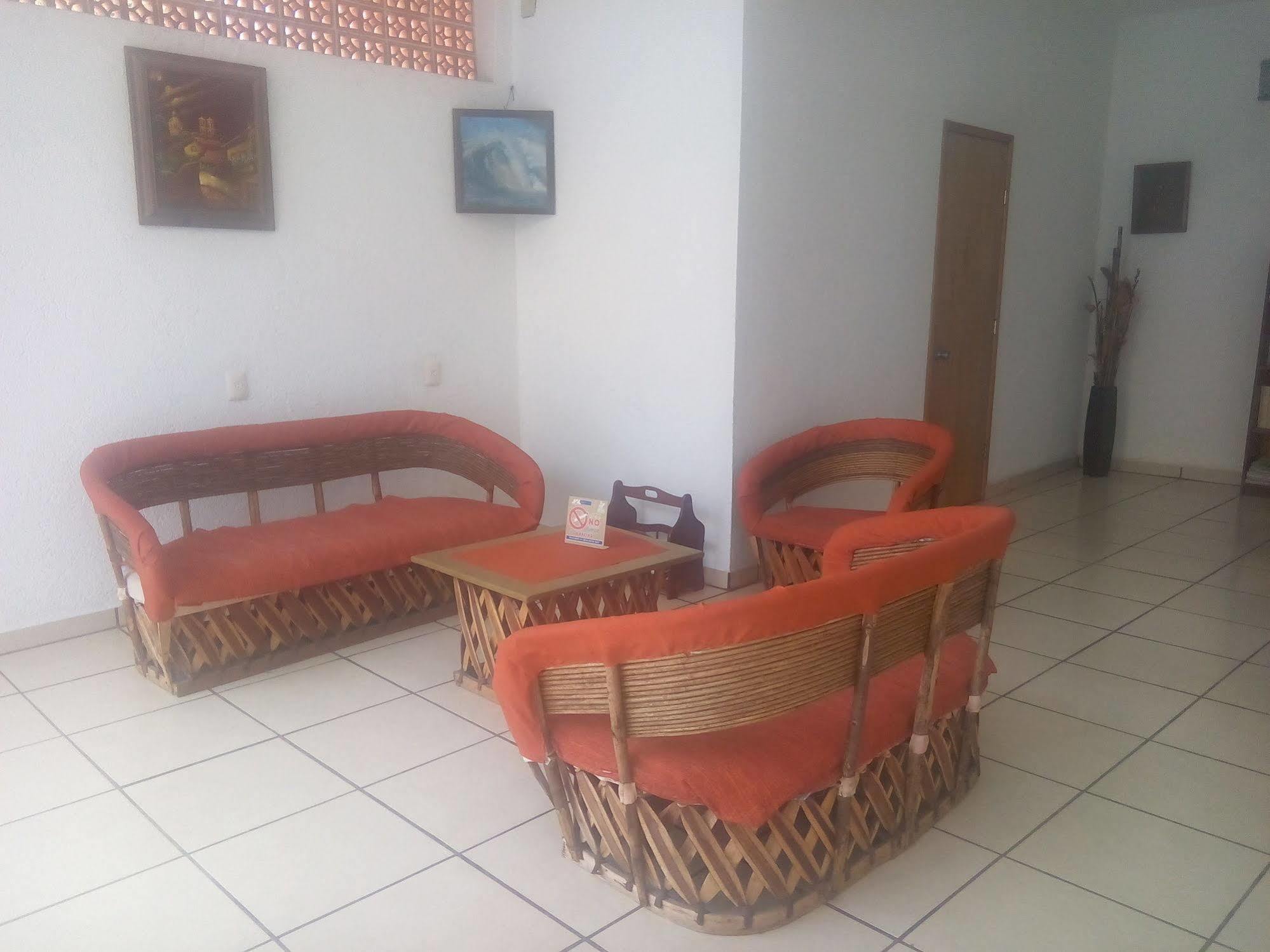 Sarabi Hotel Barra de Navidad