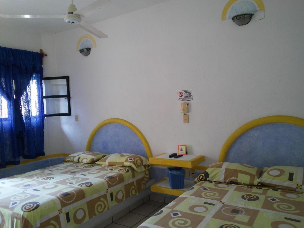 Hotel Sarabi Barra de Navidad